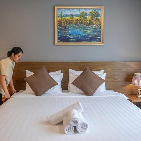 Thao Trang Laluxe Hotel Phu My Hung 胡志明市 外观 照片