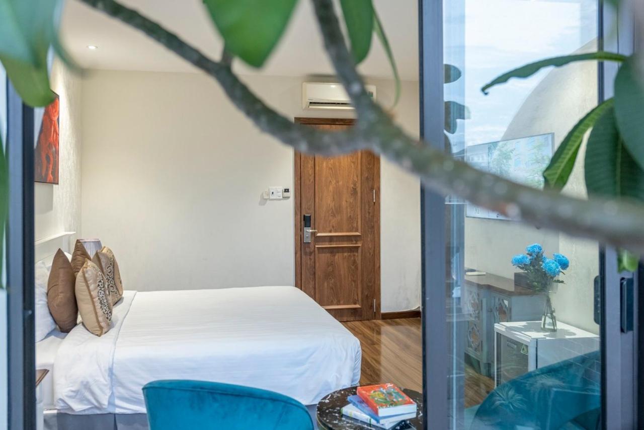 Thao Trang Laluxe Hotel Phu My Hung 胡志明市 外观 照片